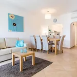 アパート #025 Charming 3br *