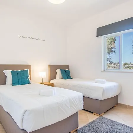Апартаменты #025 Charming 3br *