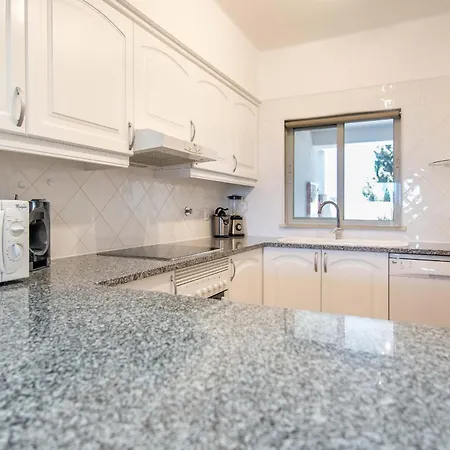 #025 Charming 3br * Албуфейра