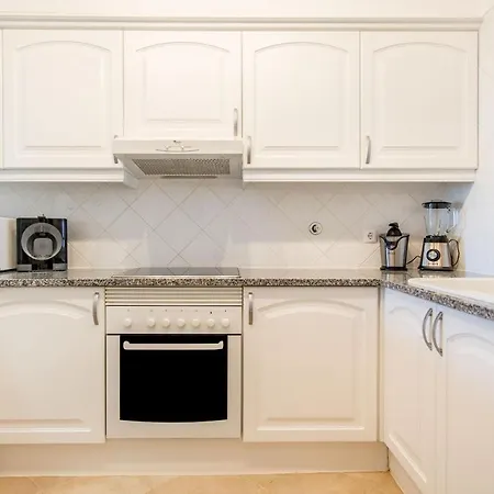 Daire #025 Charming 3br *