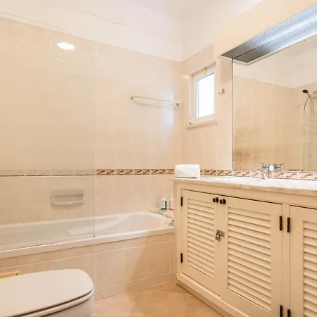 #025 Charming 3br 아파트 알부페이라
