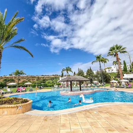 #025 Charming 3br * Albufeira