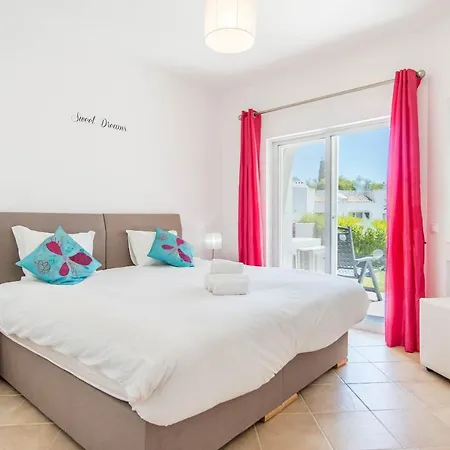 דירה #025 Charming 3br