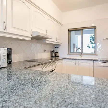 Appartamento #025 Charming 3br *